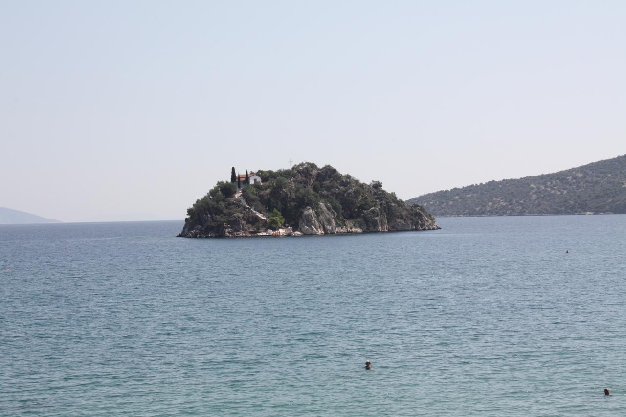 Aparthotel Poseidon Tolón